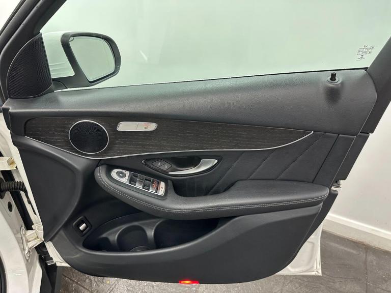 2019 Mercedes-Benz GLC GLC 220d 4Matic AMG Line 5dr 9G-Tronic ESTATE DIESEL Automatic