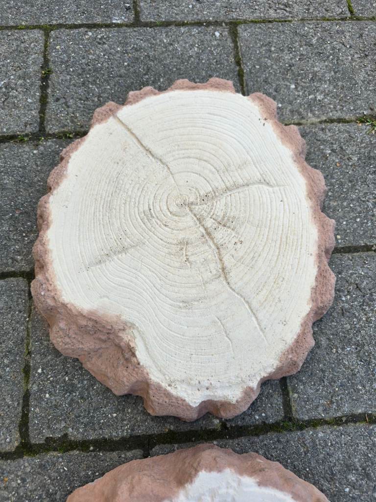 Concrete Brown And White Log Effect Stepping Stones Brand New
