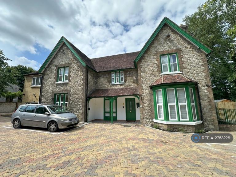 1 bedroom in Tovil, Tovil, Maidstone, ME15 (#2763226)