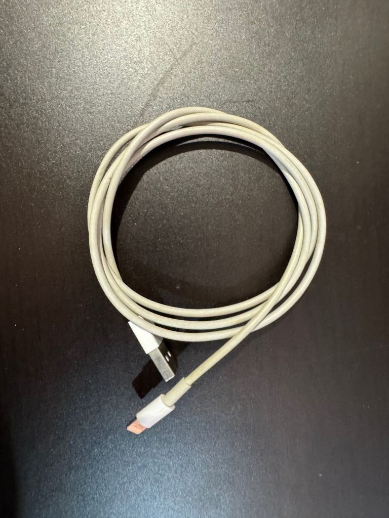 💻 iMac Pro 2017 27” Retina 5K – 8-Core Xeon W, Vega 56, 64GB RAM, 1TB SSD – Near Mint, Boxed ✨