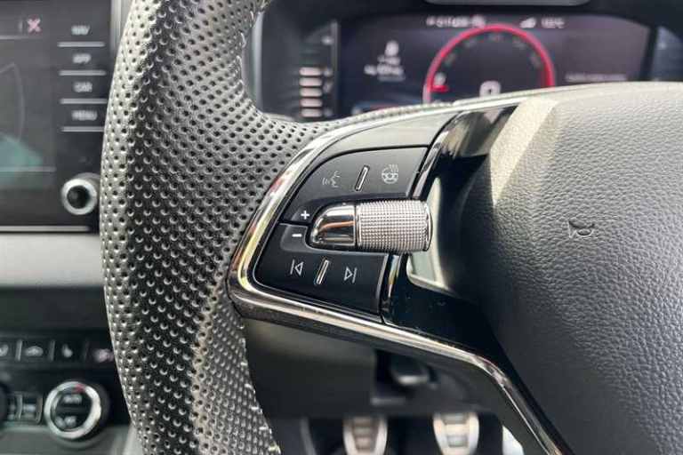 2023 Skoda Karoq 1.5 TSI ACT SportLine SUV 5dr Petrol Manual Euro 6 (s/s) (150 ps) SUV Petrol Manual