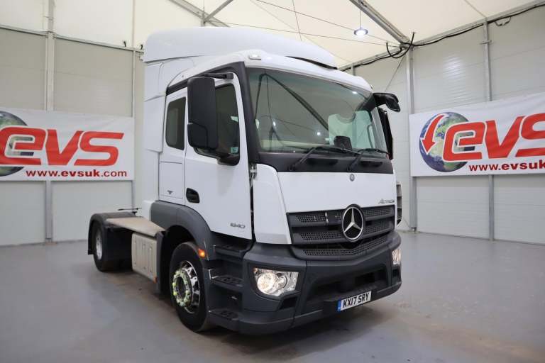 2017 (17 PLATE) Mercedes Benz Actros 1840 4x2 Euro 6 Tractor Units
