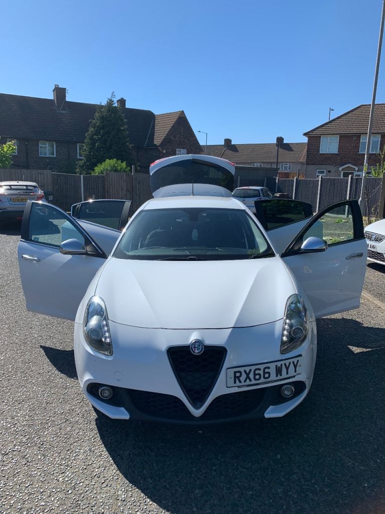 Alfa Romeo, GIULIETTA, Hatchback, 2016, Manual, 1598 (cc), 5 doors