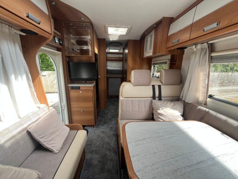 Dethleffs Espirit 7870 Comfort 7 Berth 6 Belt End Garage Motorhome
