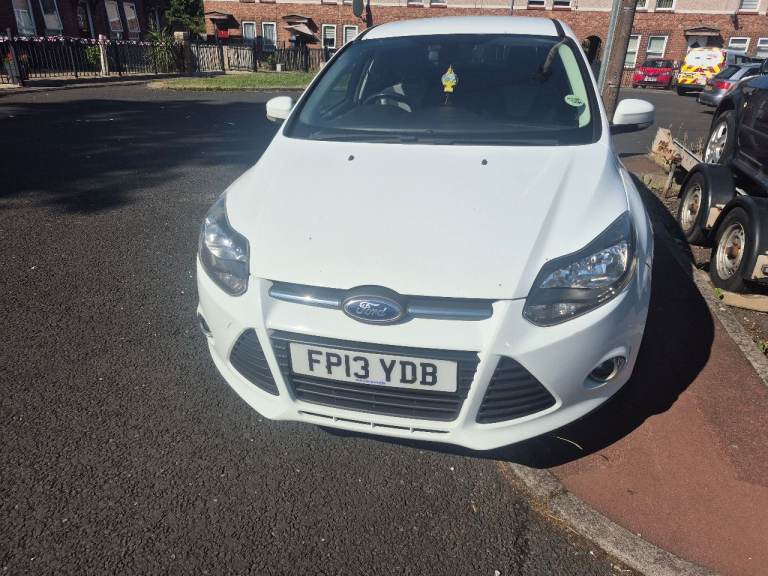 Ford, FOCUS, Hatchback, 2013, Manual, 1560 (cc), 5 doors