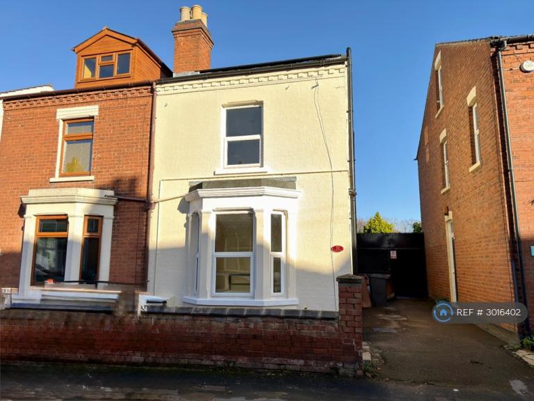 1 bedroom in St Pauls Road, Gloucester, GL1 (#3016402)