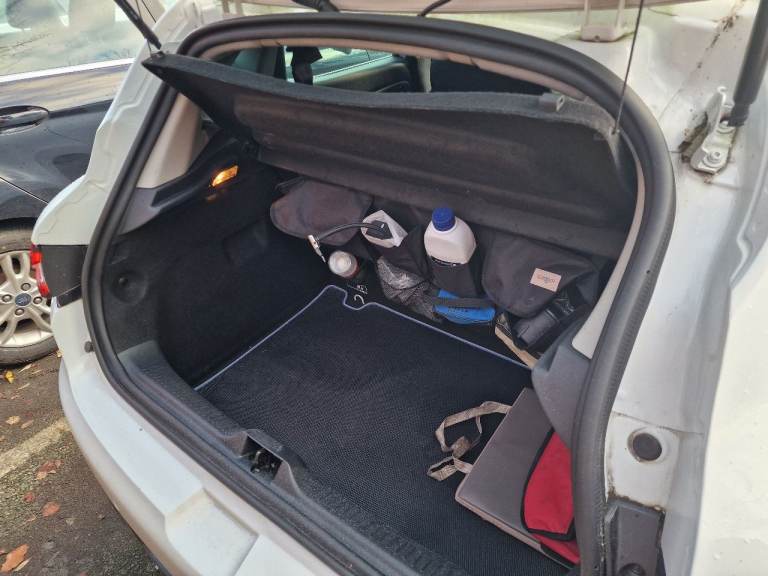 Renault, CLIO, Hatchback, 2018, Manual, 898 (cc), 5 doors