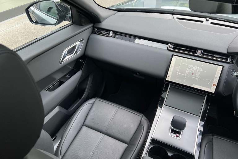 2025 Land Rover Range Rover Velar 2.0 D200 MHEV Dynamic SE SUV 5dr Diesel Auto 4WD Euro 6 (s/s) (...