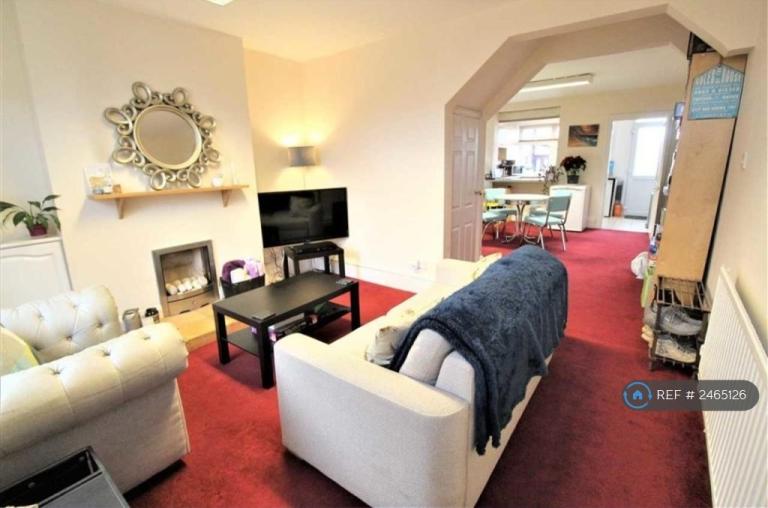 3 bedroom house in Main Street, Keyworth, Nottingham, NG12 (3 bed) (#2465126)