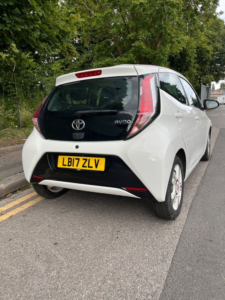 Toyota, AYGO, Hatchback, 2017, Semi-Auto, 998 (cc), 5 doors