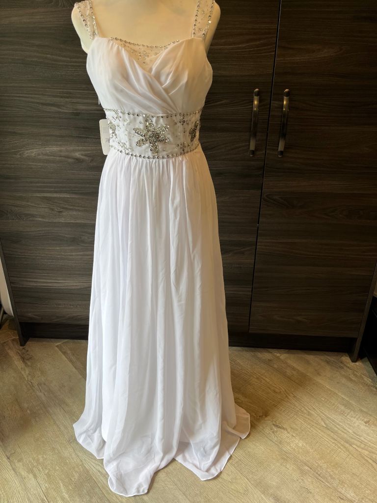 NWT Wedding dress white with sequins size 8