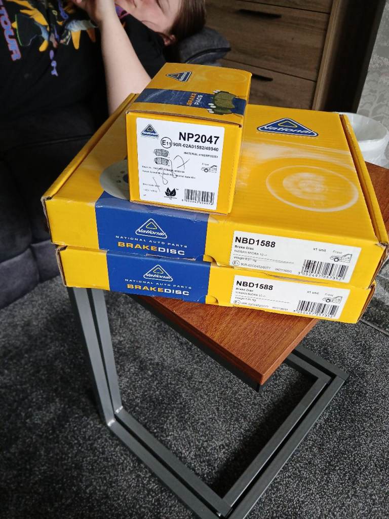 Nissan note break discs and pads