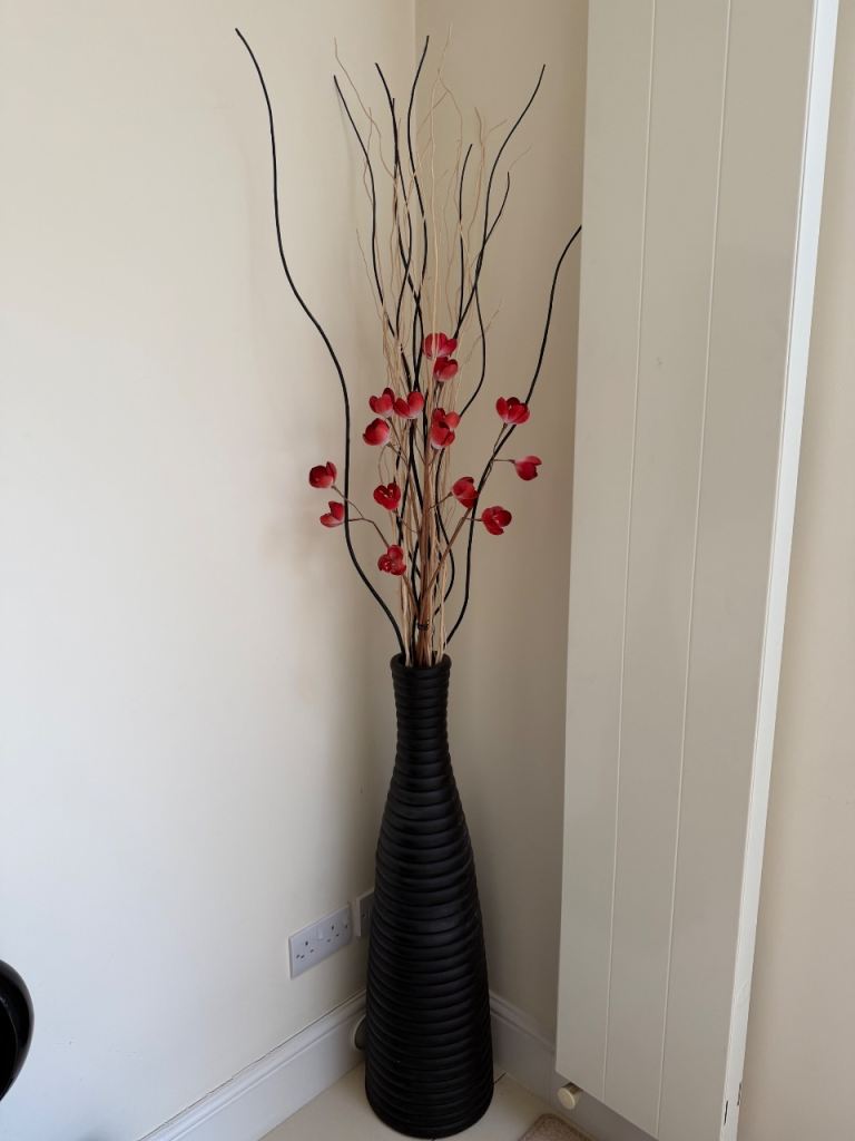 Decorative vase and flowers