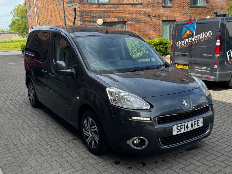 Peugeot, PARTNER TEPEE, MPV, 2014, Semi-Auto, 1560 (cc), 5 doors