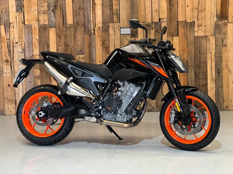 KTM 790 DUKE 2021 ONLY 717 MILES TECH PACK