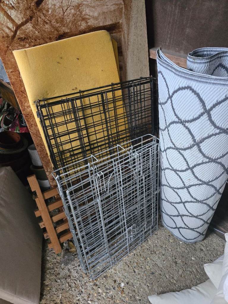2 x dog crates