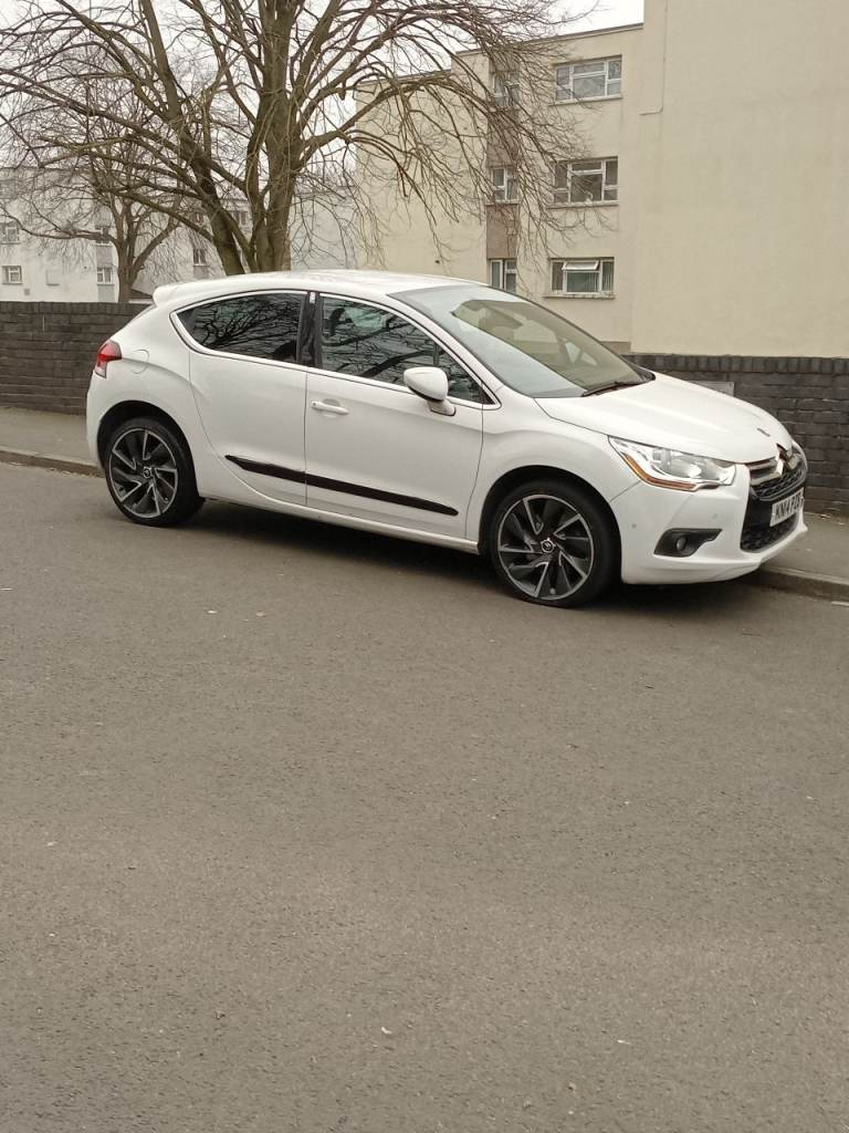 Citroen, DS4, Hatchback, 2014, Manual, 1997 (cc), 5 doors