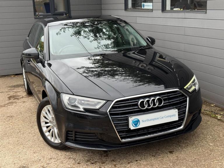 2016 Audi A3 1.6 TDI SE Technik Sportback S Tronic Euro 6 (s/s) 5dr HATCHBACK Diesel Automatic