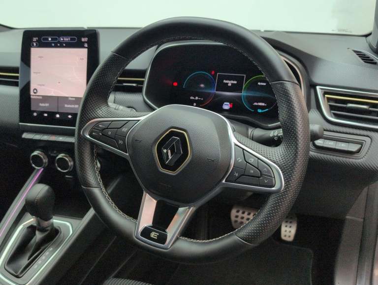 2023 Renault Clio 1.6 E-TECH E-Tech engineered Hatchback 5dr Petrol Hybrid Auto Euro 6 (s/s)  HAT...