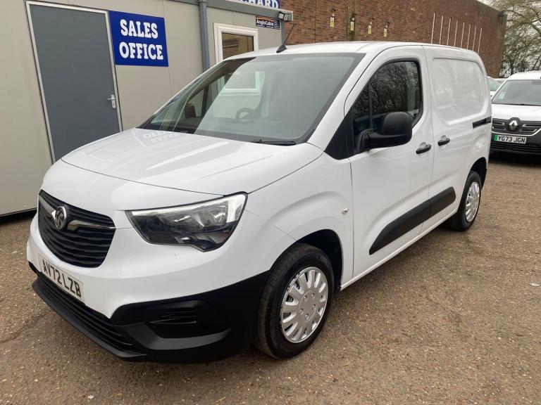 2022 72 Reg Vauxhall Combo Dynamic 1.5 Turbo D Euro6 Air Con Plus VAT