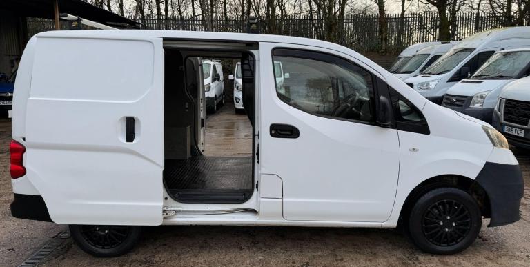 2014 Nissan NV200 1.5 dCi Acenta Van CAR DERIVED VAN DIESEL Manual