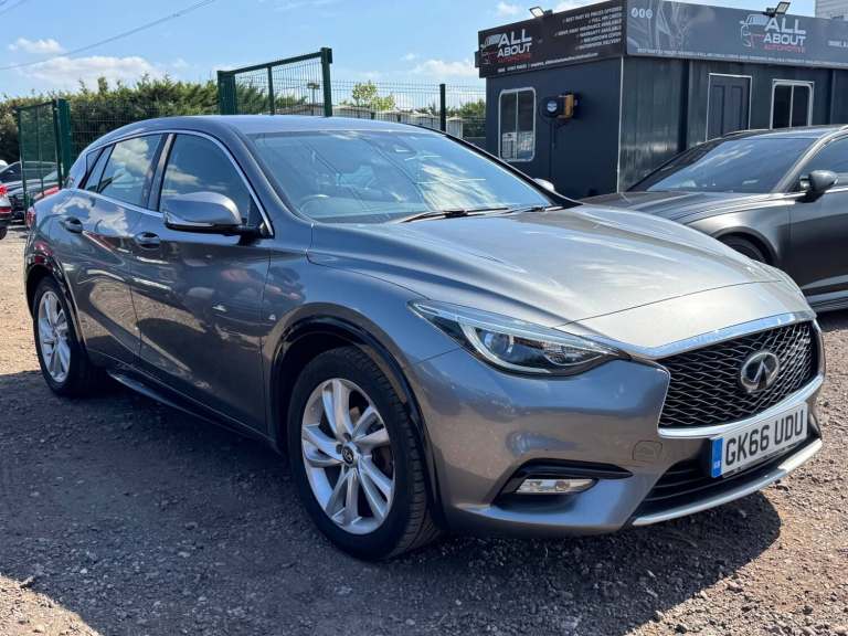 2016 Infiniti Q30 1.5d SE 5dr DCT [Business Pack] HATCHBACK Diesel Automatic