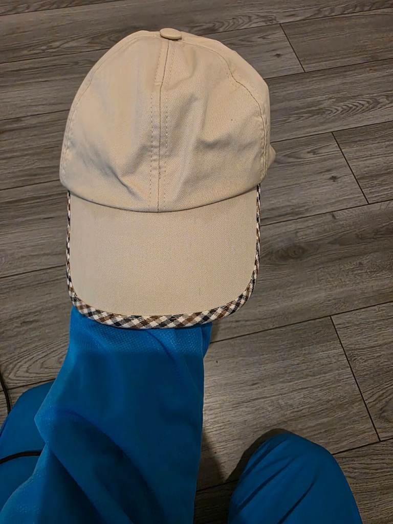 Aquascutum cap