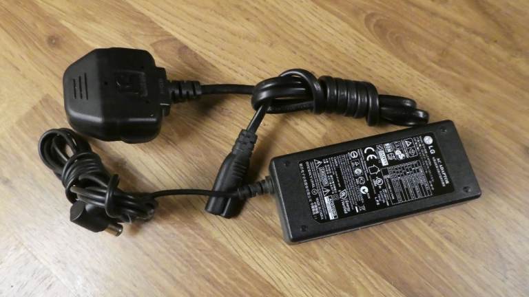 LG 22 inch IPS LED TV 22MA33D Perfect Freeview TV for where there is Limited Space