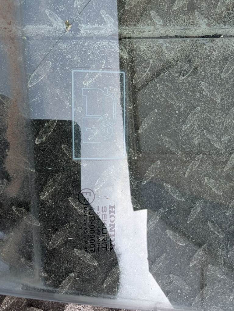 2002 - 2005 HONDA CIVIC passenger side glass
