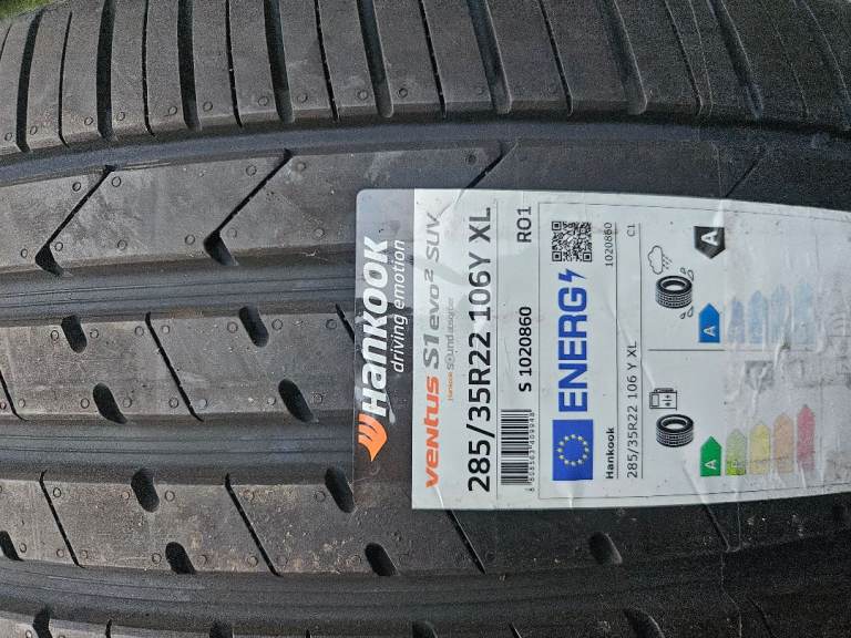 New Hankook 285/35/22