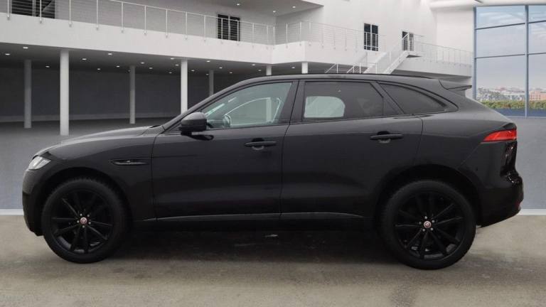 2019 Jaguar F-Pace 2.0 D180 Chequered Flag SUV 5dr Diesel Auto AWD Euro 6 (s/s) (180 ps) ESTATE D...