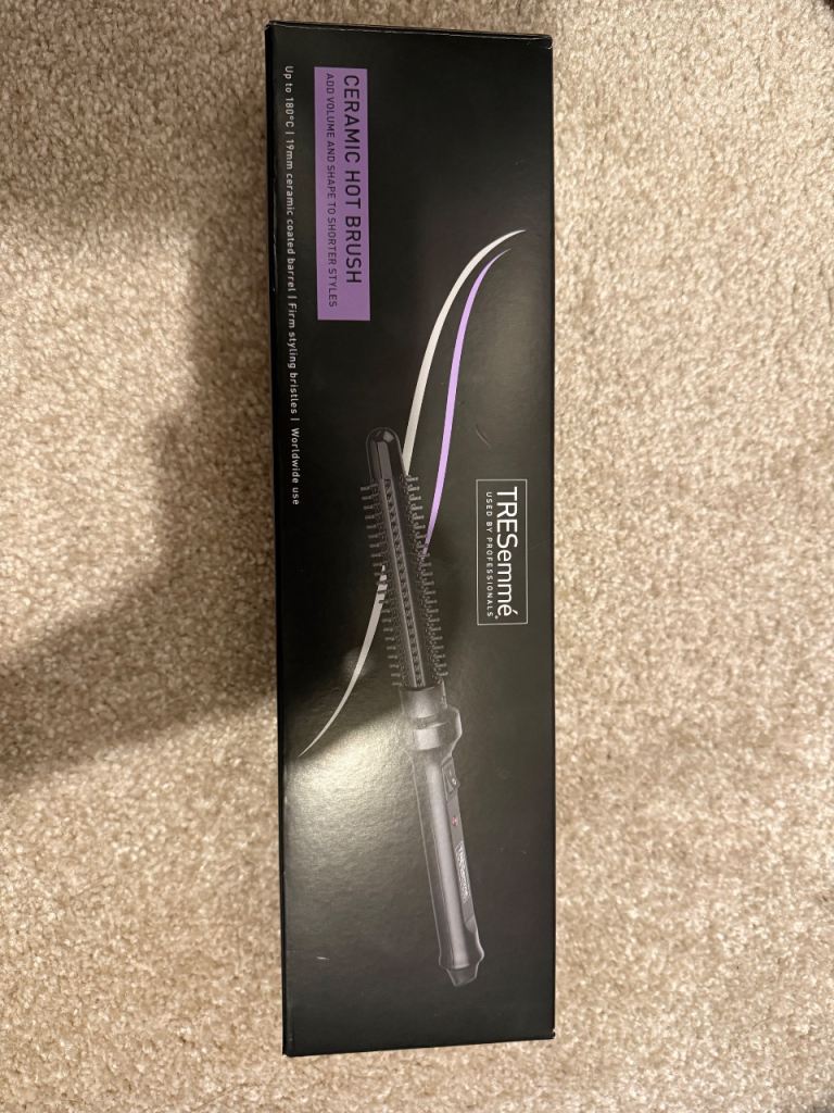 TRESemme Ceramic Hot Brush – Brand New, Boxed