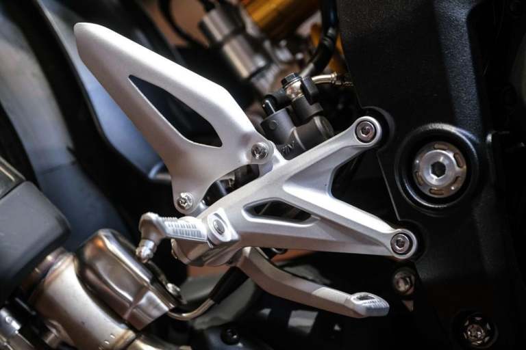 Triumph Speed Triple RR "Bond Edition" No: 49 of 60