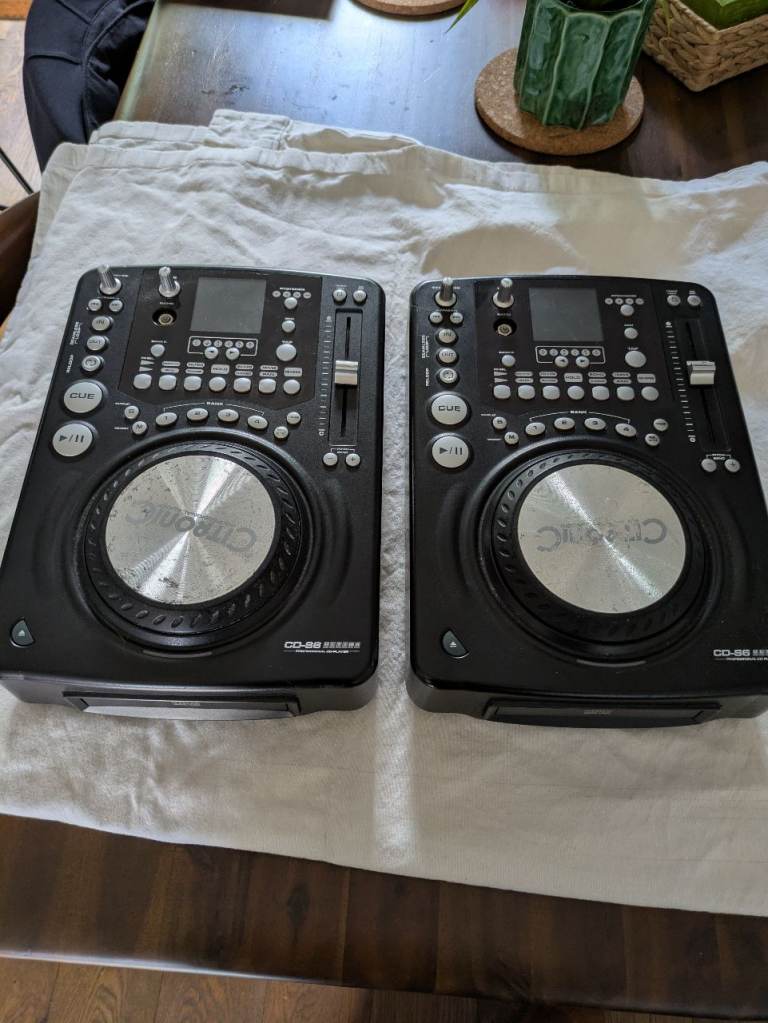 Pair of Citronic CD-S6 Ultima DJ CD decks