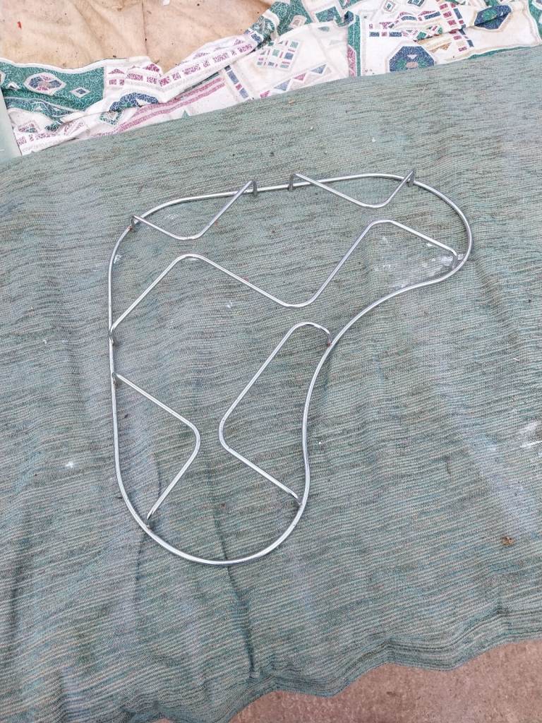 Thetford triangular pan support 