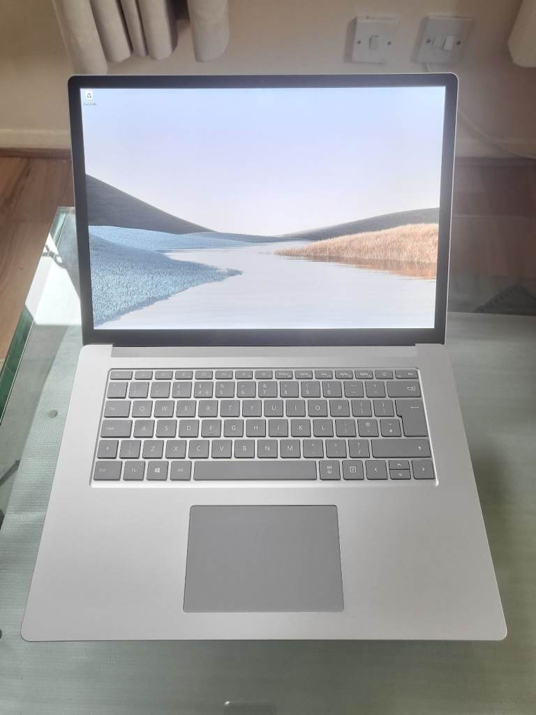 ❤️ Microsoft Surface Laptop 3 15” (2496x1664) Touchscreen i7-10th Gen 16GB RAM 256GB SSD Dolby