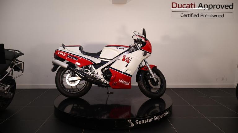 YAMAHA RD500 LC - 1986 - 24628 MILES (0 MILES SINCE FULL NUT & BOLT RESTORATION)