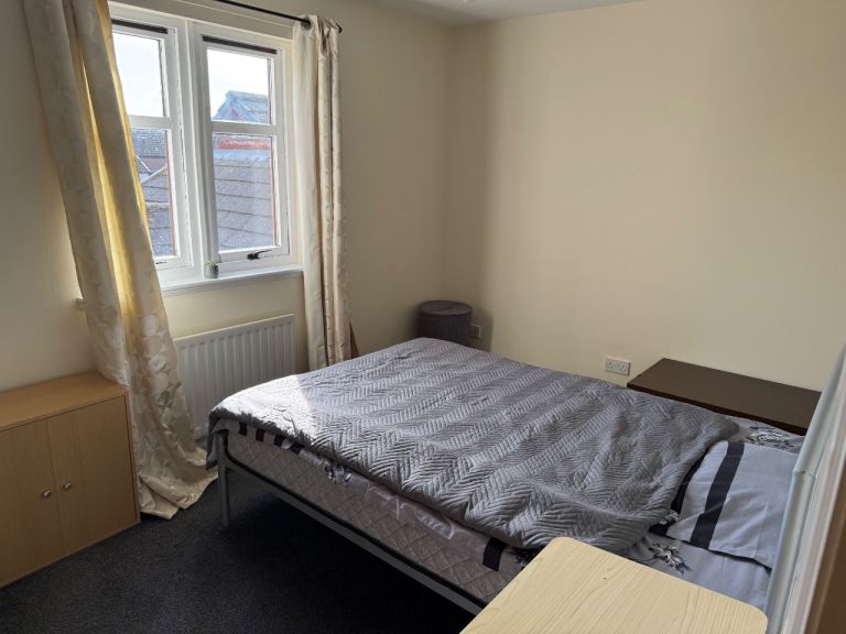 🏠 Double Room | Leith, Edinburgh | EH6 8DR