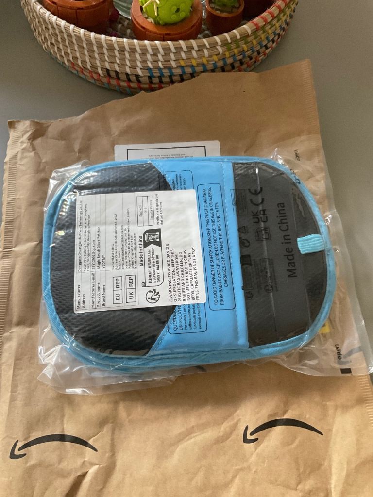 Magic Glove pet hair removal x2