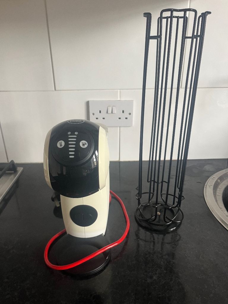Nescafé dolce Gusto coffee machine and Pod holder