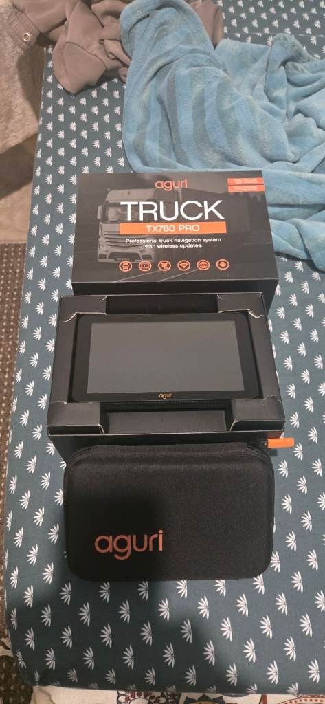 TRUCK SAT NAV / AGURI TXT760 PRO / MAPS UK AND EUROPE  7" LAST GENERATION 