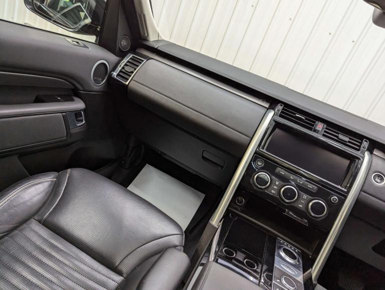 2017 Land Rover Discovery 3.0 Discovery HSE TD6 Auto 4WD 5dr SUV Diesel Automatic