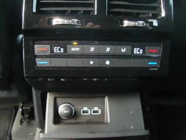 2019 Volkswagen Touareg 3.0 V6 TDI 4Motion R-Line Tech 5dr Tip Auto ESTATE Diesel Automatic