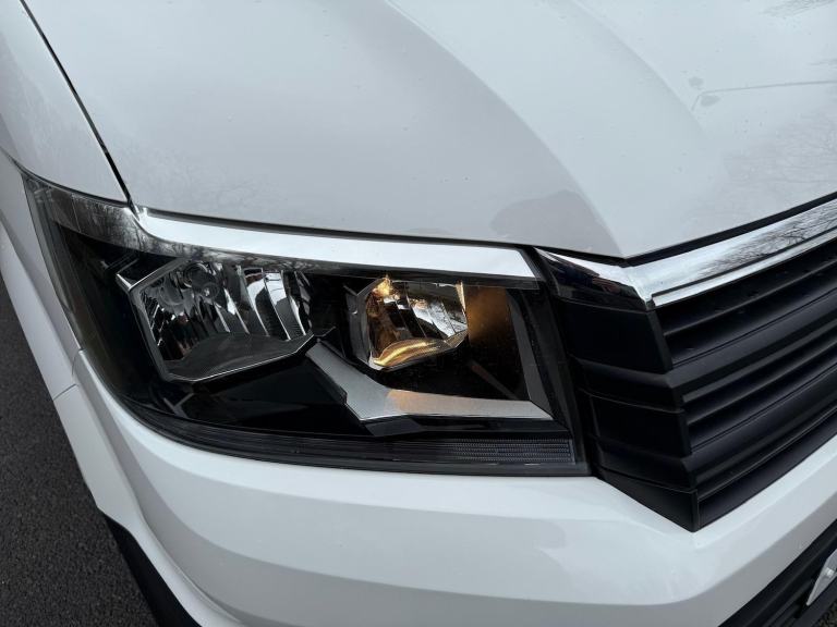 2023 Volkswagen Crafter 2.0 TDI CR35 Startline FWD LWB High Roof Euro 6 (s/s) 5dr PANEL VAN Diese...