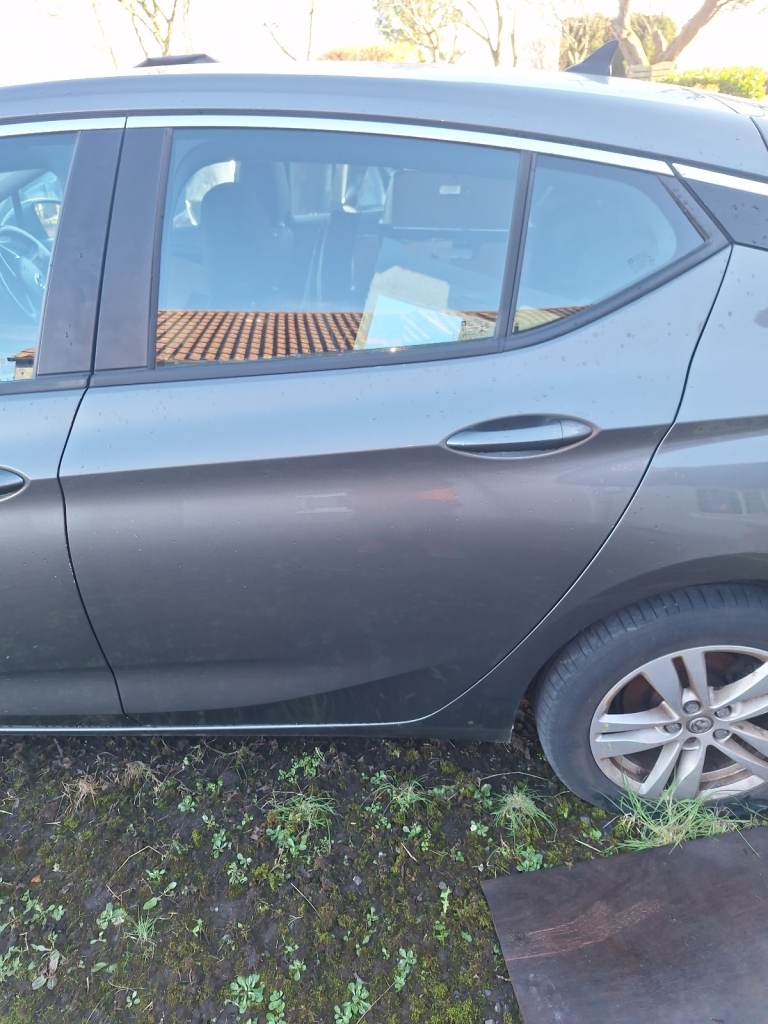 Vauxhall astra k mk7 rear passenger door 