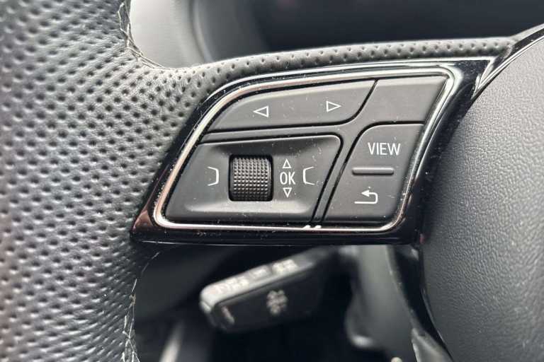 2023 Audi Q2 35 TFSI S Line 5dr S Tronic SUV Petrol Automatic