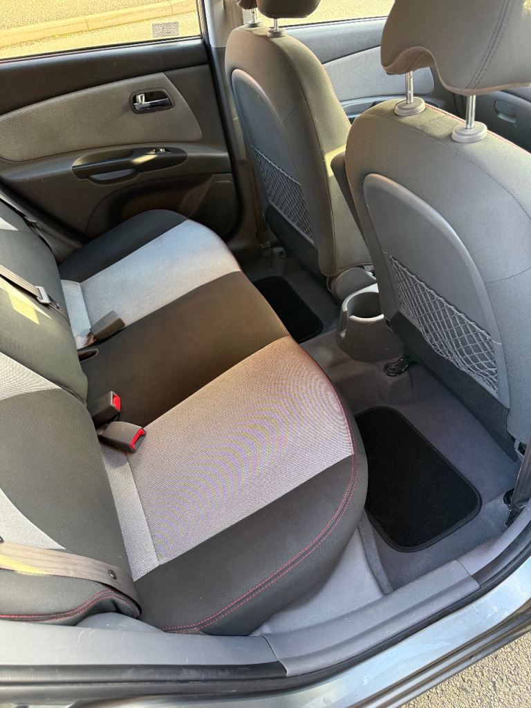 Kia, RIO, Hatchback, 2010, Manual, 1493 (cc), 5 doors