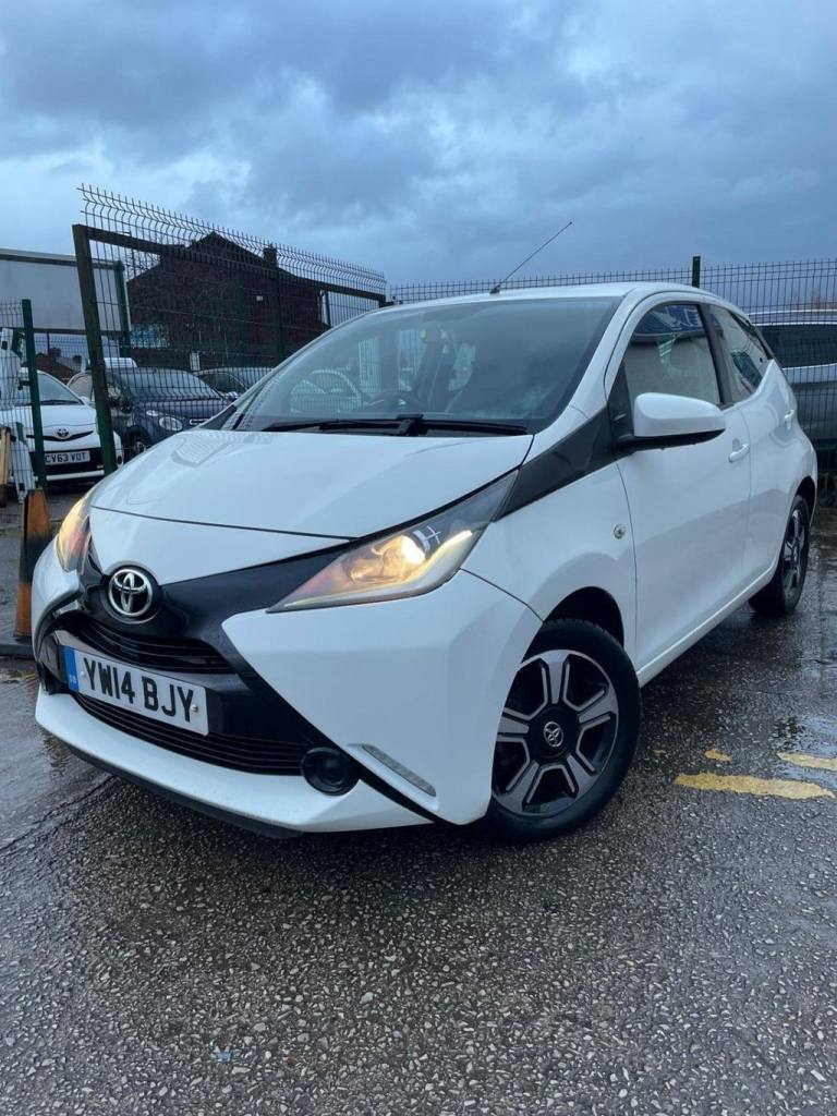 2014 Toyota AYGO 1.0 VVT-i x-play Hatchback 5dr Petrol Manual Euro 5 Euro 5 (68 ps) Hatchback Pet...