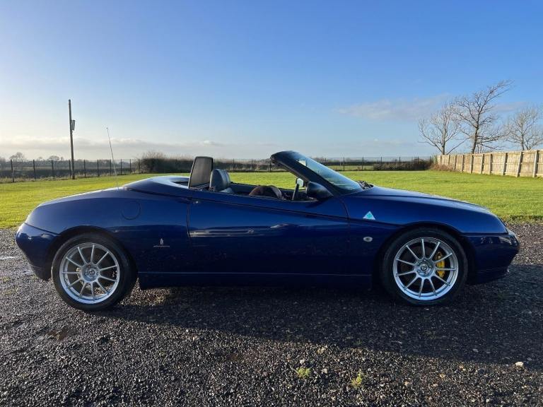 ALFA ROMEO SPIDER RARE 3.0 V6 24V 6 SPEED CONVERTIBLE SPIDER * FULL LEATHER *