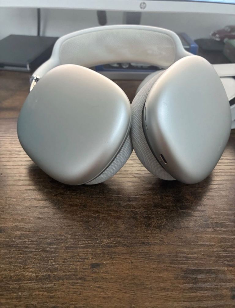 Apple AirPods Max in Silver - Brand New, Unused Headphones